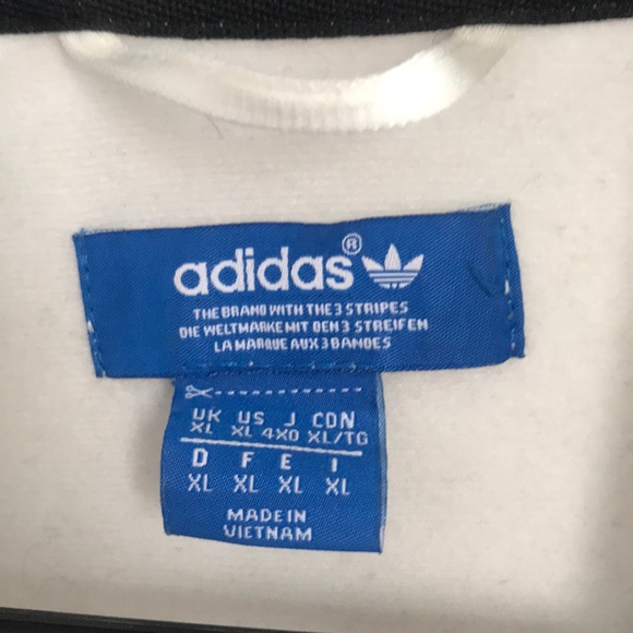 ADIDAS men’s sports jacket (XL) - Picture 2 of 3